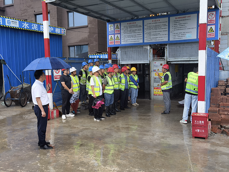 丹鶴綠洲二期項目組織開展防汛應急演練